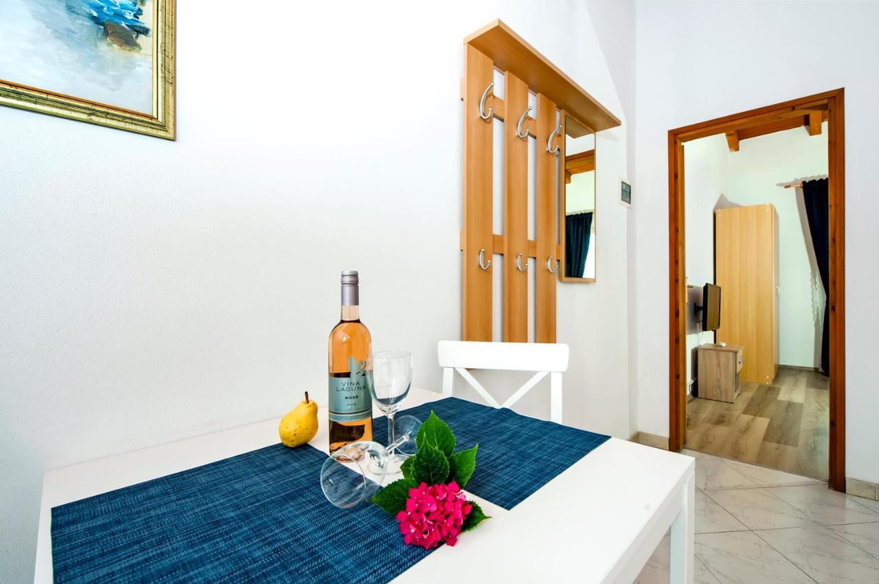 Apartman Near Beach Pelagic Sea View Rovinj Exteriér fotografie