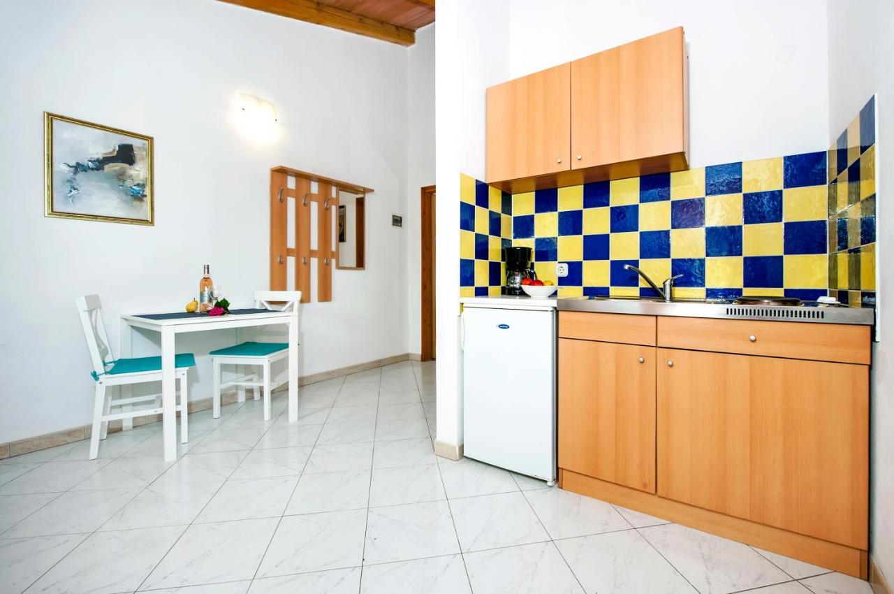 Apartman Near Beach Pelagic Sea View Rovinj Exteriér fotografie